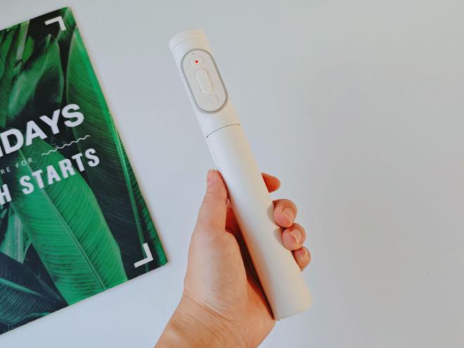 的自拍神器--小米变焦支架自拍杆 2尊龙凯时APP一杆多用拍照不求人我(图1)