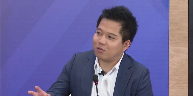 90后新首富市值1200亿胆子很大!z6尊龙·中国网站这位梅州人成中国(图6) 90后新首富市值1200亿胆子很大!z6尊龙·中国网站这位梅州人成中国(图6)
